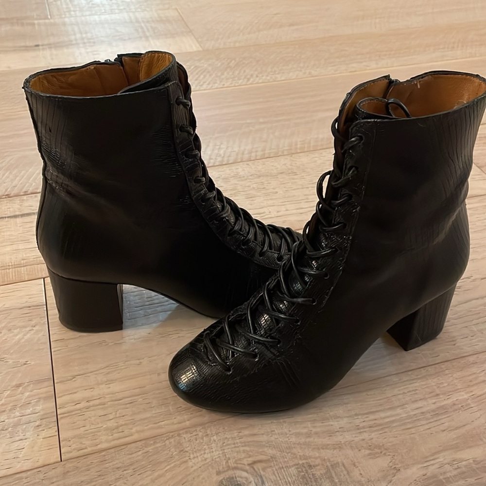 Black leather Lizard Zip up Booties